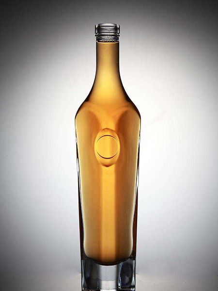 洋酒瓶