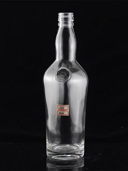 高白酒瓶